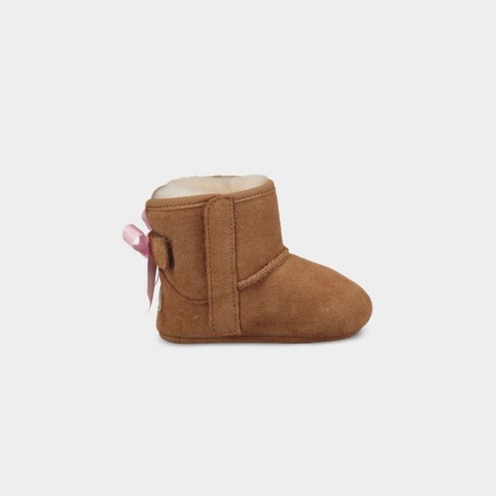 Jesse Bow II in Chestnut